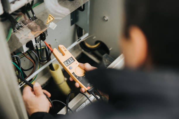 Best Local Electrician Companies  in Linn, MO